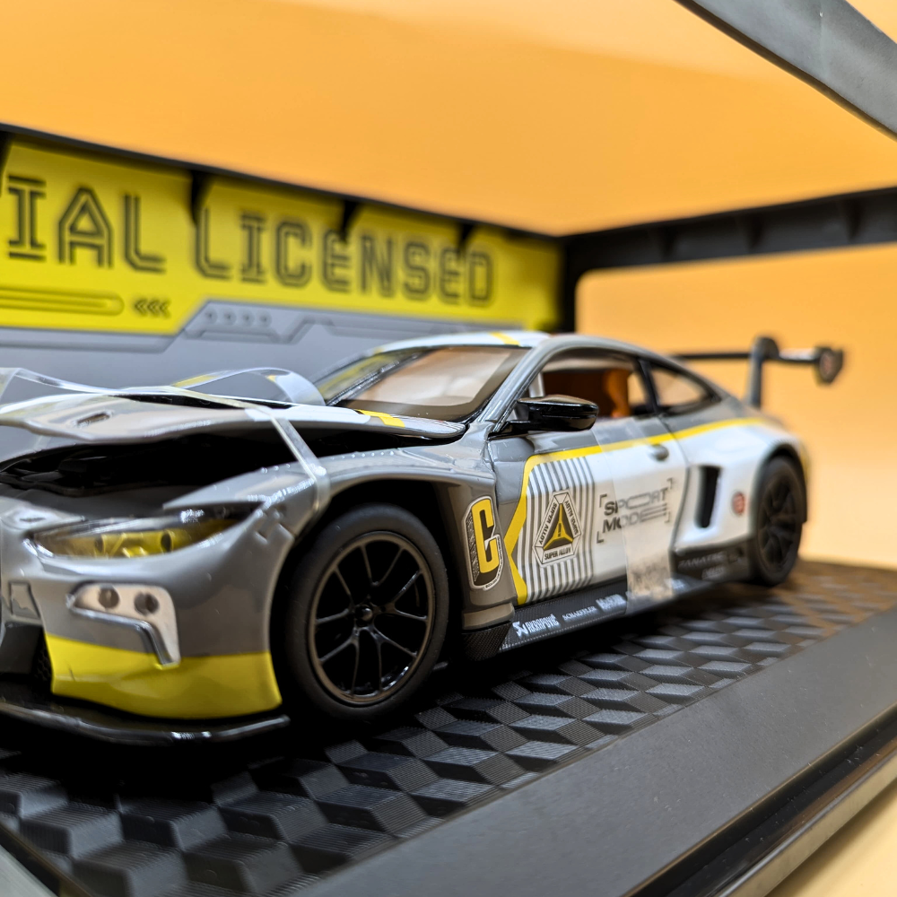 Cool Chic Auto 1:24 BMW M4 GT3 Diecast Model Car