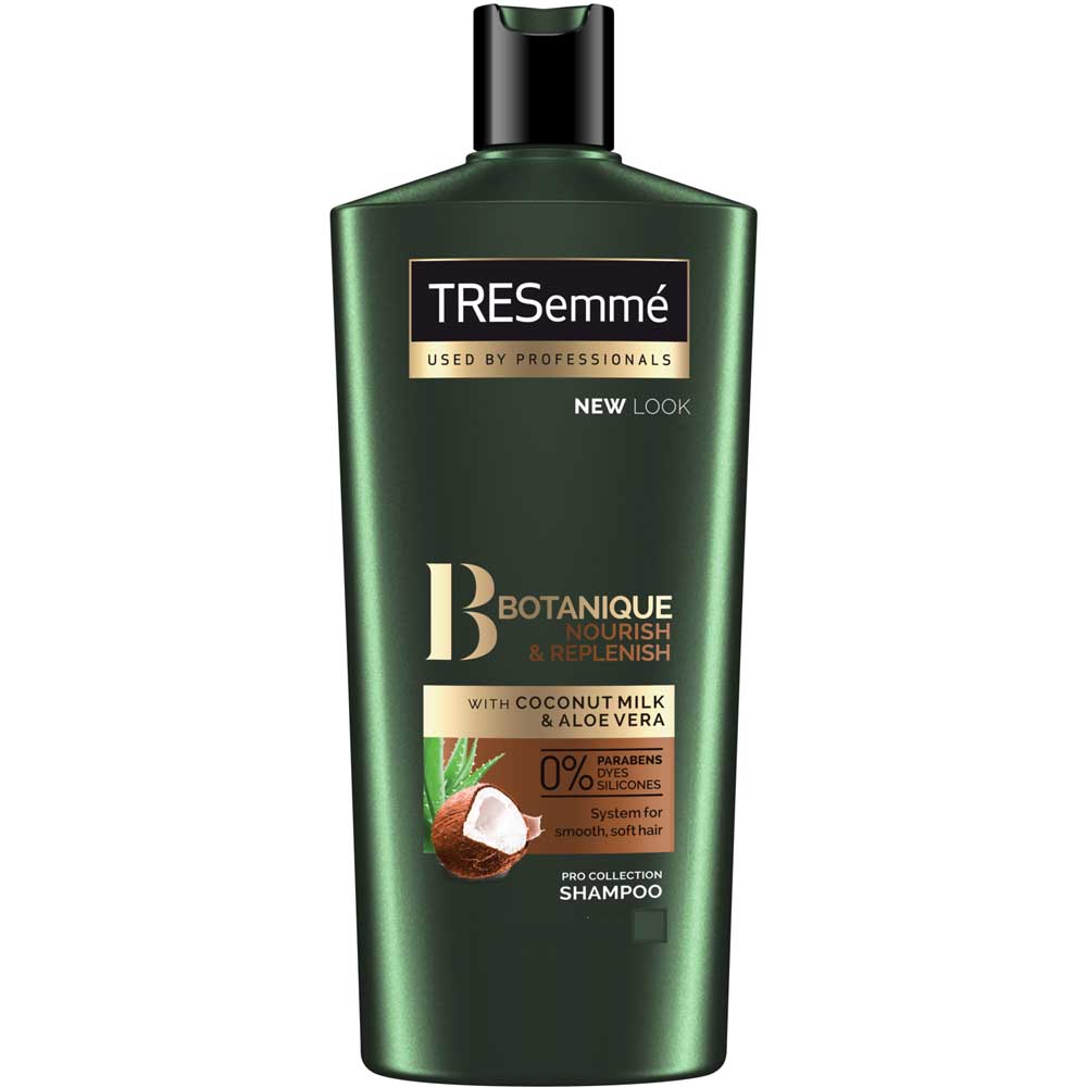 Tresemme Botanique Nourish Coconut Oil & Aloe Vera Shampoo 700ml